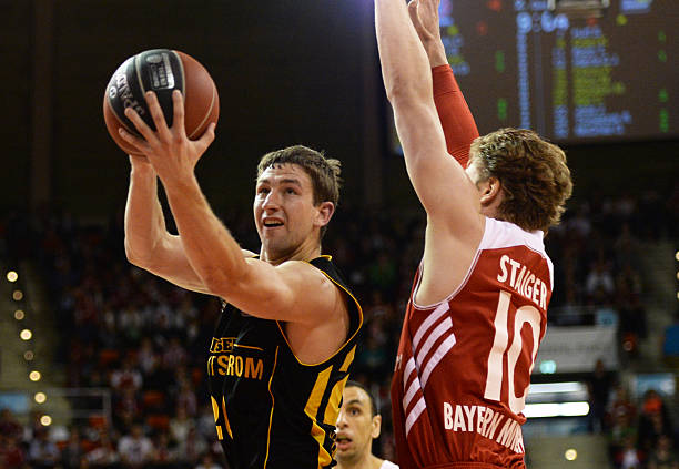 丛生的序幕 丛生的序幕