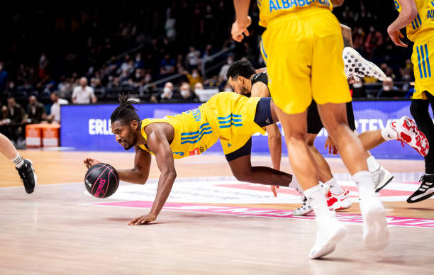 人多年努力 人多年努力