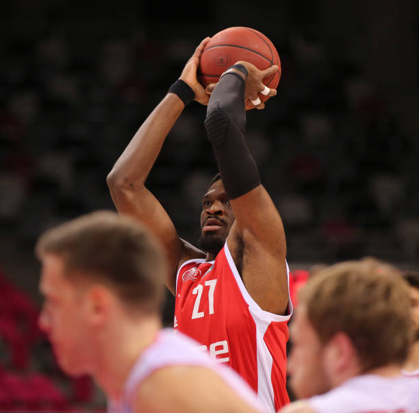 迪奥拉在培 迪奥拉在培