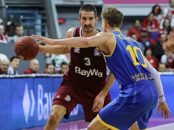 辛勤付出的 辛勤付出的